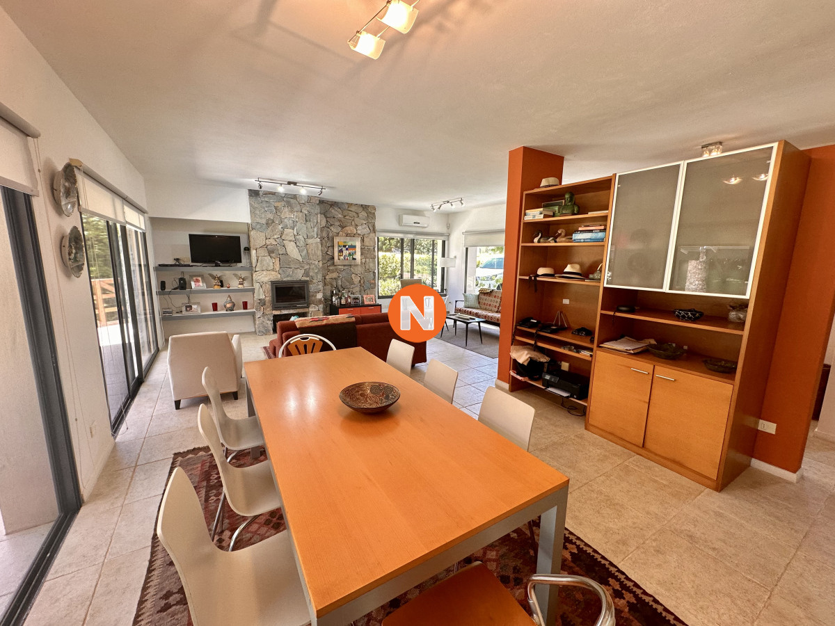 Casa Ref.223253 - Casa en venta en barrio privado, Punta del Este