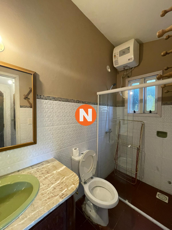 Casa Ref.219418 - En venta casa de 3 dormitorios más dependencia, brava, Punta del Este