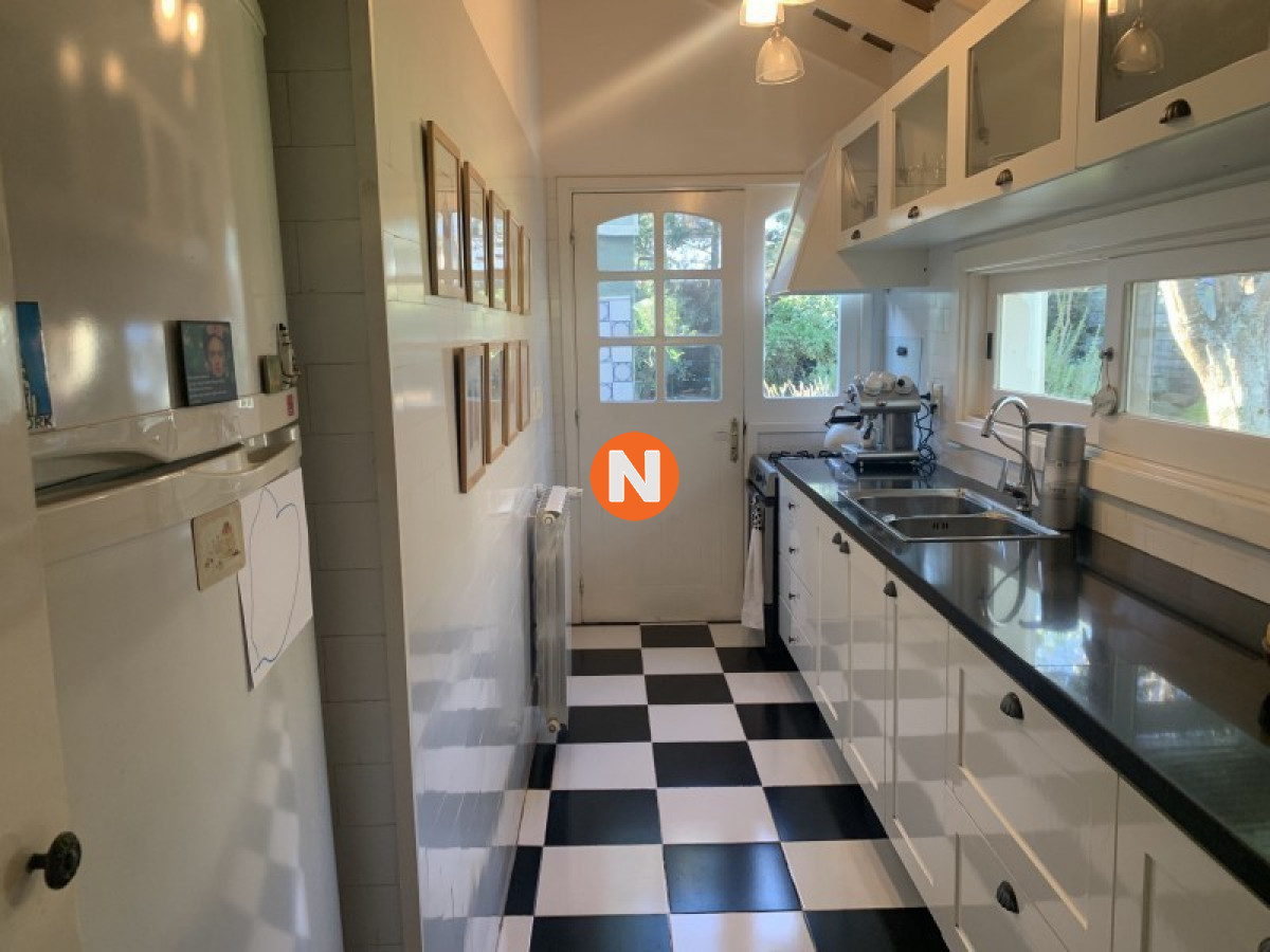 Casa Ref.223505 - Casa en Venta, 4 dormitorios, La Barra