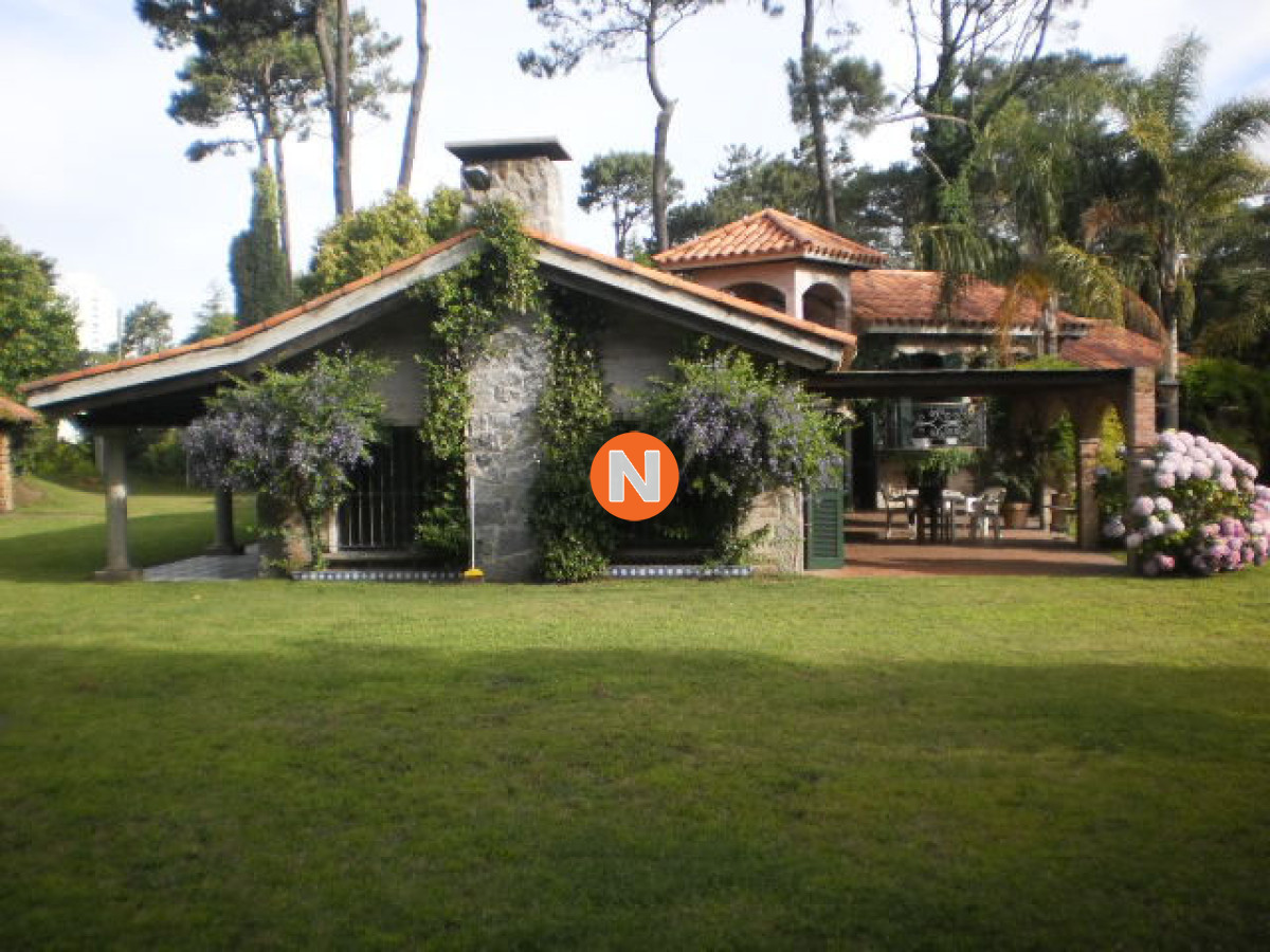 Casa Ref.205470 - Casa en Alquiler, Mansa, Punta del Este, 3 Dormitorios.