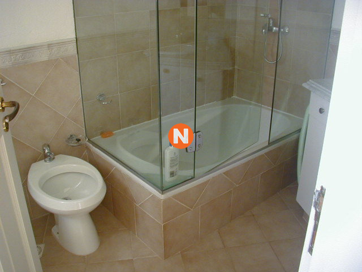 Casa Ref.205482 - Casa en Venta, Golf, Punta del Este, 5 Dormitorios.