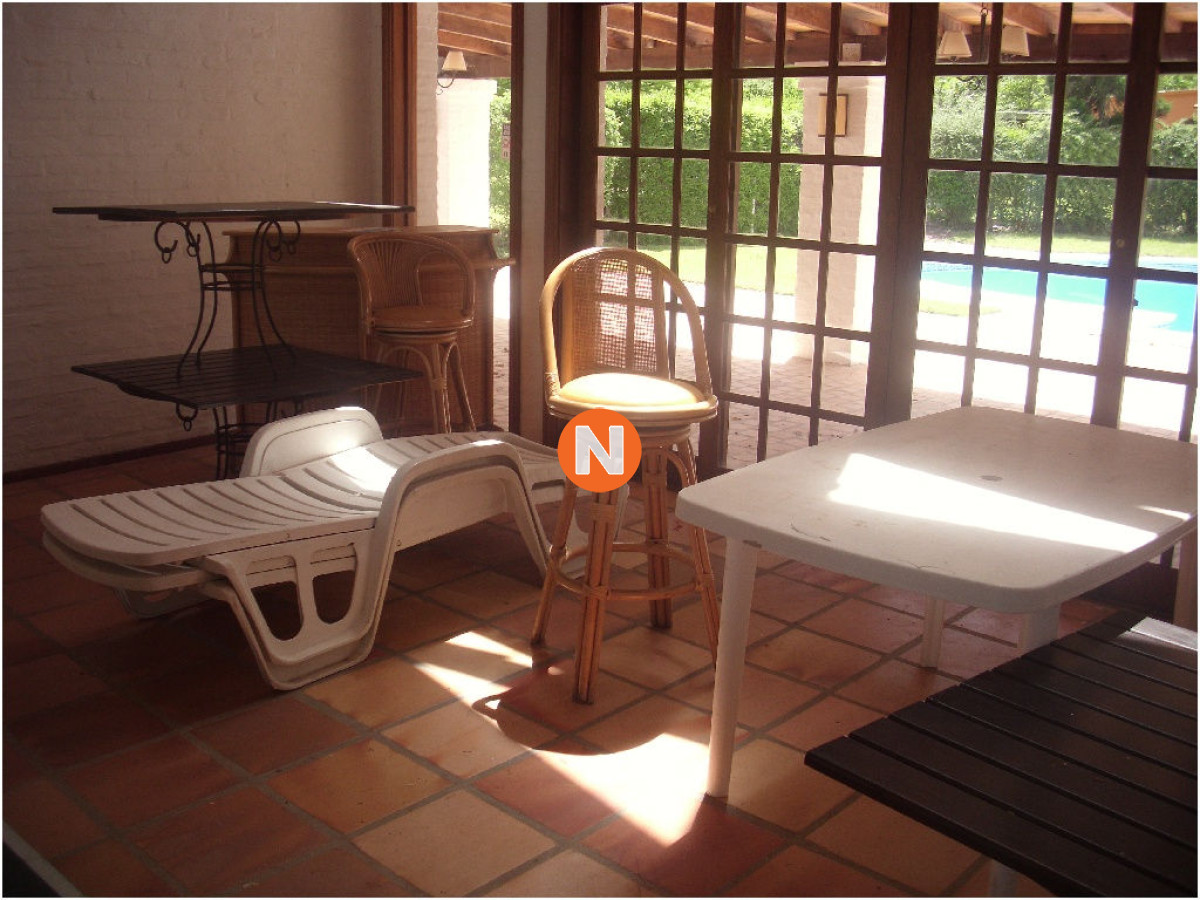 Casa Ref.205491 - Casa en Alquiler, San Rafael, Punta del Este, 4 Dormitorios.