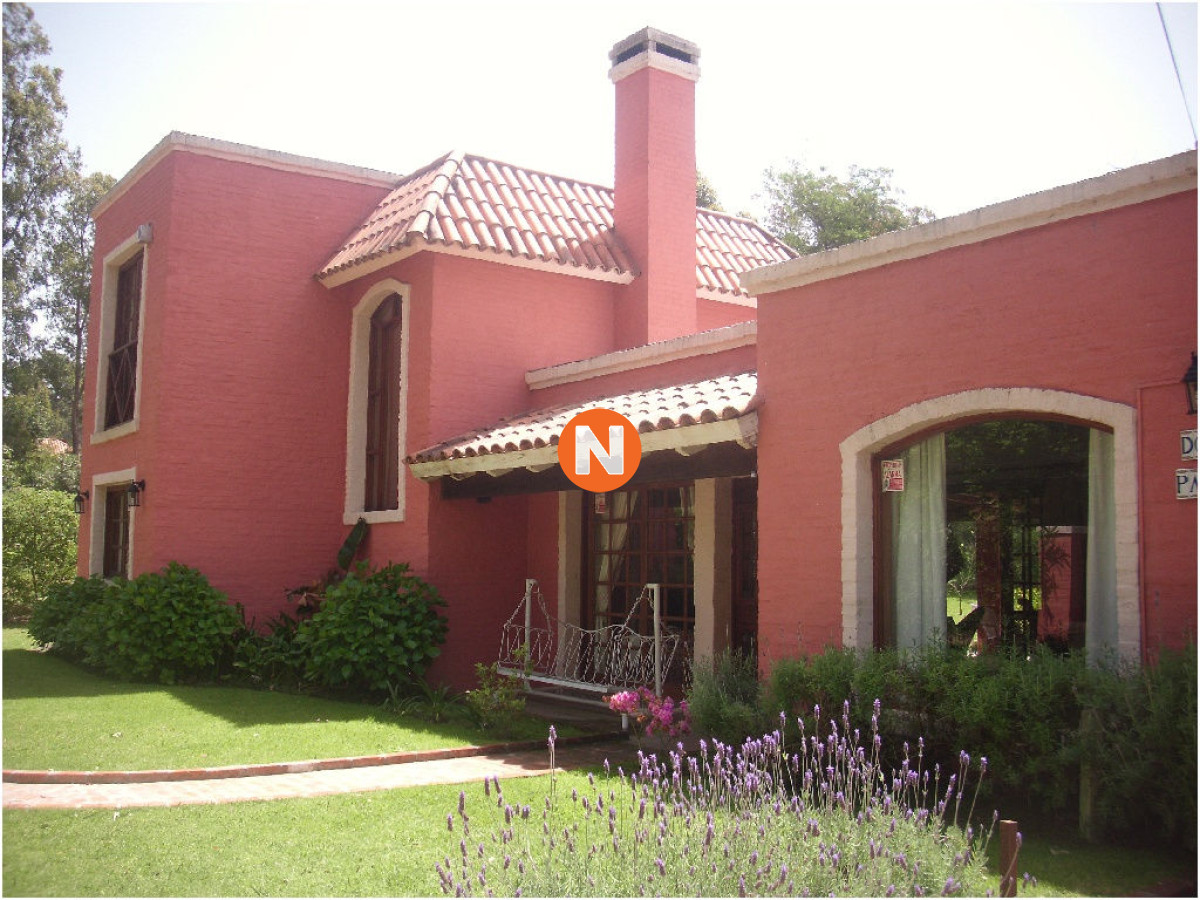 Casa Ref.205491 - Casa en Alquiler, San Rafael, Punta del Este, 4 Dormitorios.