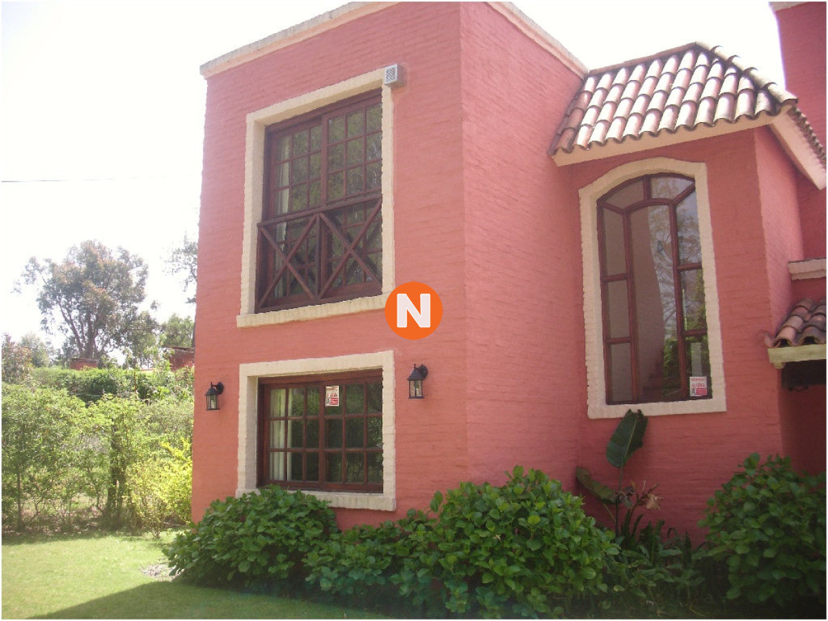 Casa Ref.205491 - Casa en Alquiler, San Rafael, Punta del Este, 4 Dormitorios.
