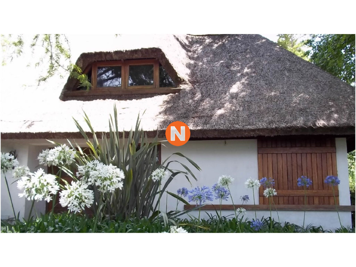 Casa Ref.205610 - Hermosa Casa en Venta y Alquiler Zona  Golf, Punta del Este, 4 Dormitorios, House in sale!!!!