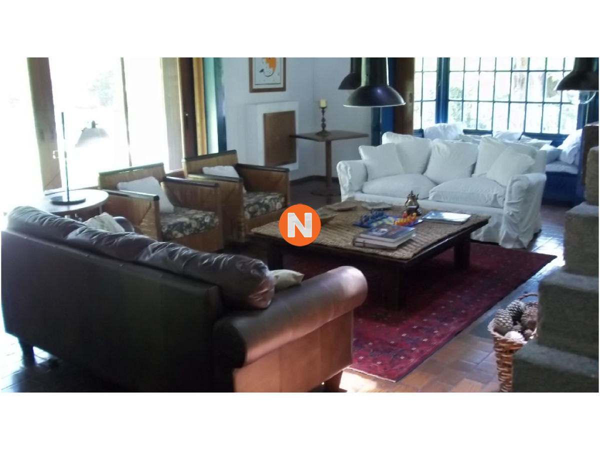 Casa Ref.205610 - Hermosa Casa en Venta y Alquiler Zona  Golf, Punta del Este, 4 Dormitorios, House in sale!!!!