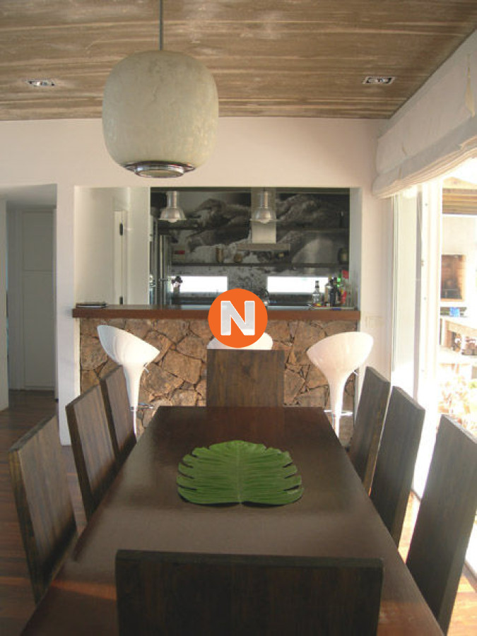 Casa Ref.207580 - Casa en Venta, Santa Mónica, Manantiales, 4 Dormitorios.
