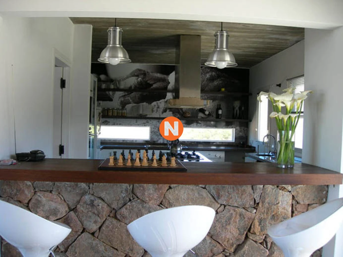 Casa Ref.207580 - Casa en Venta, Santa Mónica, Manantiales, 4 Dormitorios.