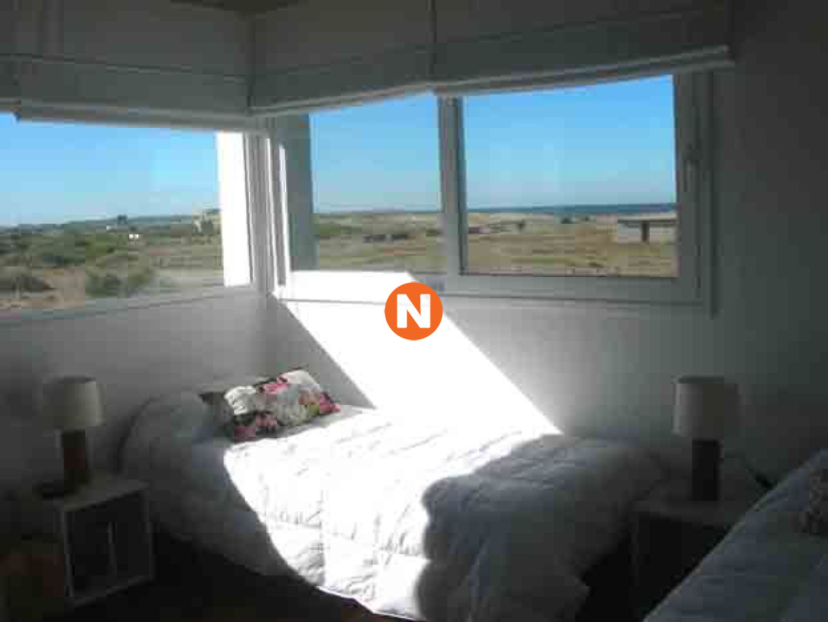 Casa Ref.207580 - Casa en Venta, Santa Mónica, Manantiales, 4 Dormitorios.