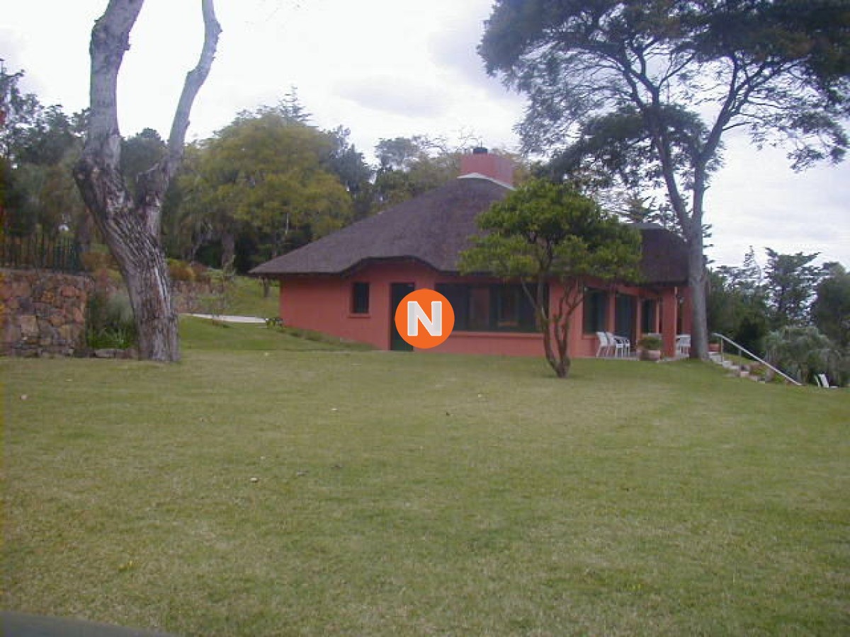 Casa Ref.205650 - Casa en Venta, Solanas, Punta Ballena, 7 Dormitorios.