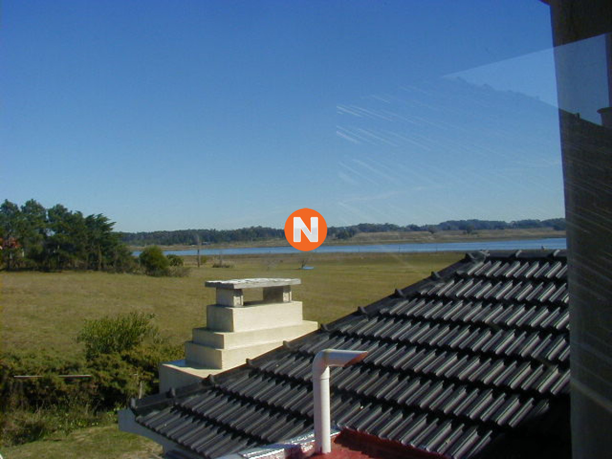 Casa Ref.205786 - Casa en Venta y Alquiler, Pinares, Punta del Este, 4 Dormitorios.