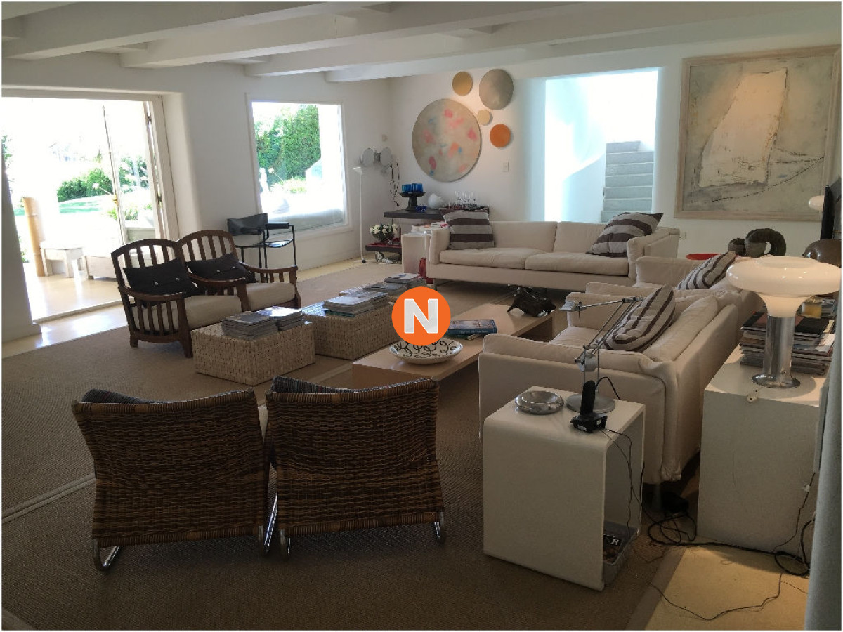 Casa Ref.208361 - Unica Mansión en venta sobre la playa del arroyo en La Barra