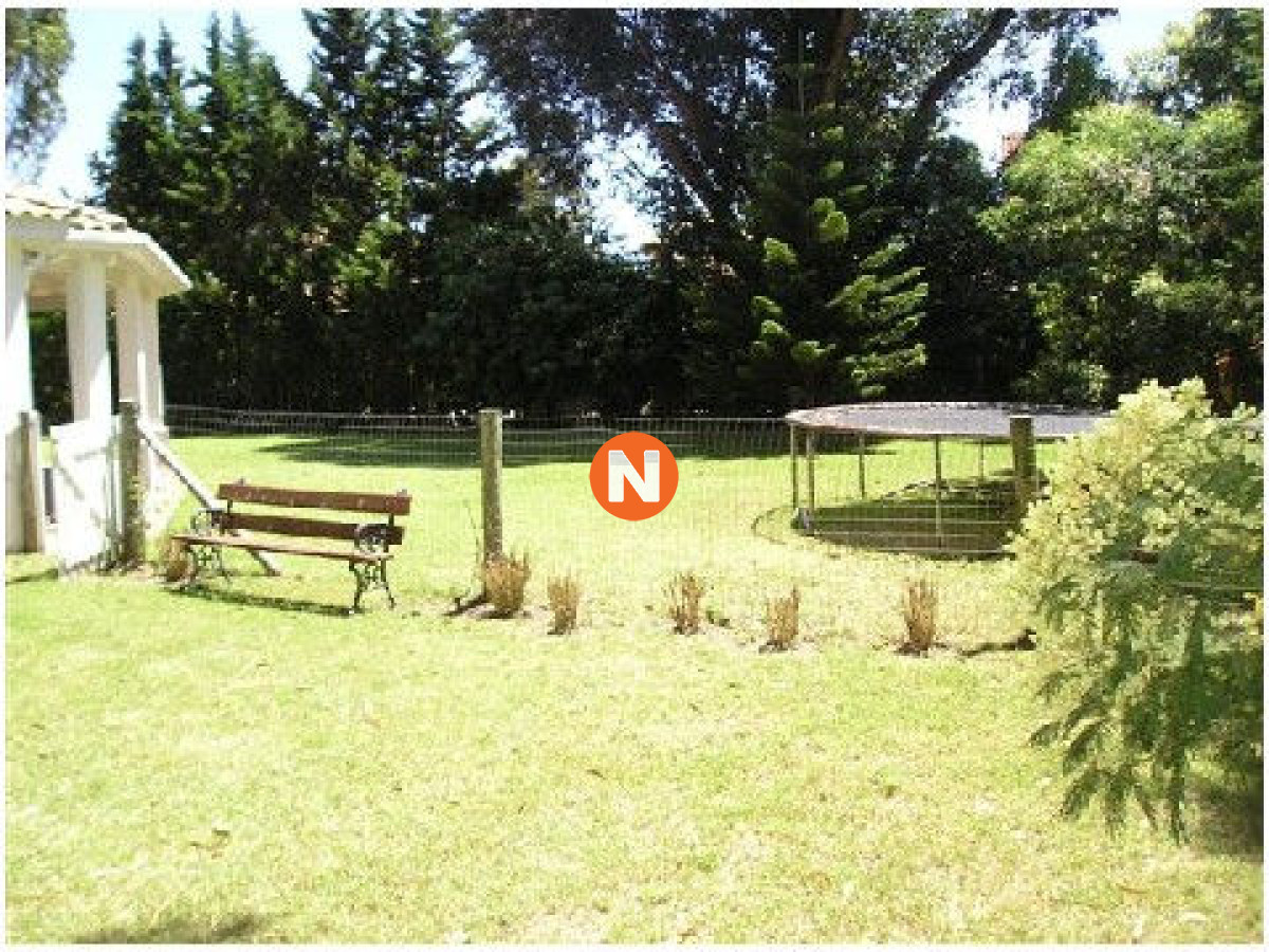 Casa Ref.208383 - Casa en Venta, Manantiales, Manantiales, 4 Dormitorios.