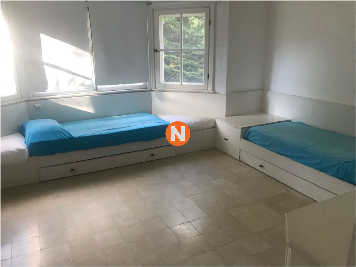 Casa Ref.208383 - Casa en Venta, Manantiales, Manantiales, 4 Dormitorios.