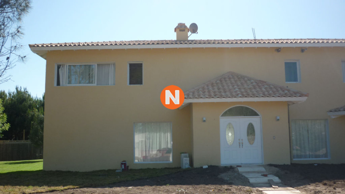 Casa Ref.208393 - Casa en Alquiler, , Punta del Este, 3 Dormitorios.