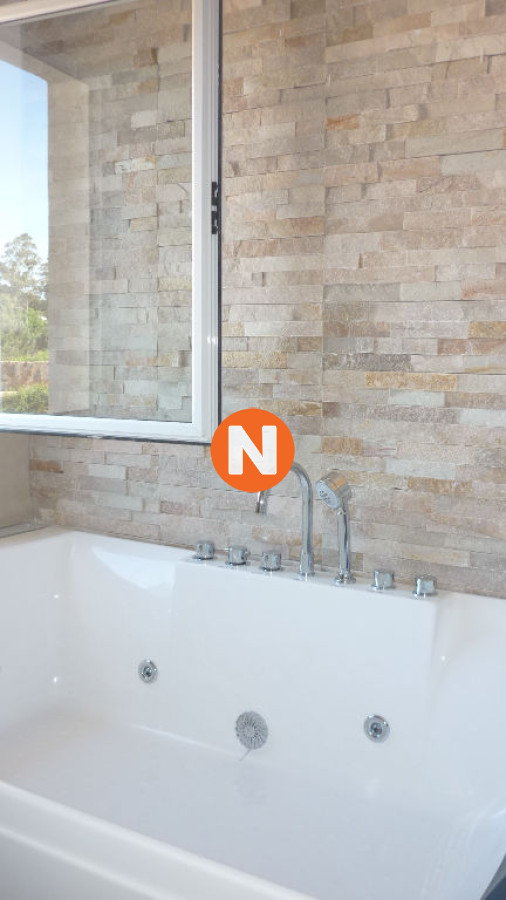 Casa Ref.208393 - Casa en Alquiler, , Punta del Este, 3 Dormitorios.