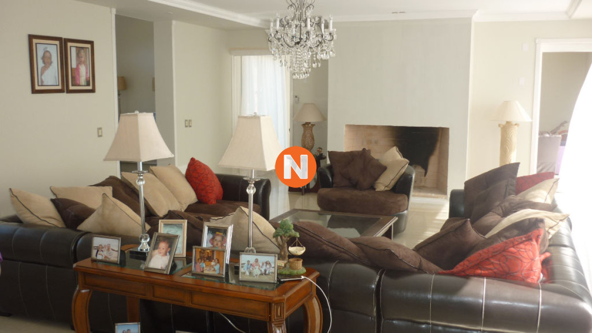 Casa Ref.208393 - Casa en Alquiler, , Punta del Este, 3 Dormitorios.