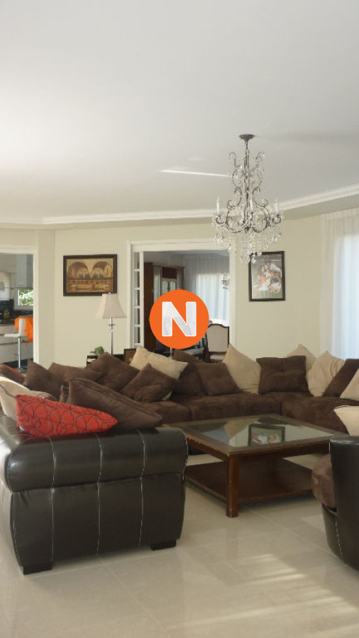 Casa Ref.208393 - Casa en Alquiler, , Punta del Este, 3 Dormitorios.