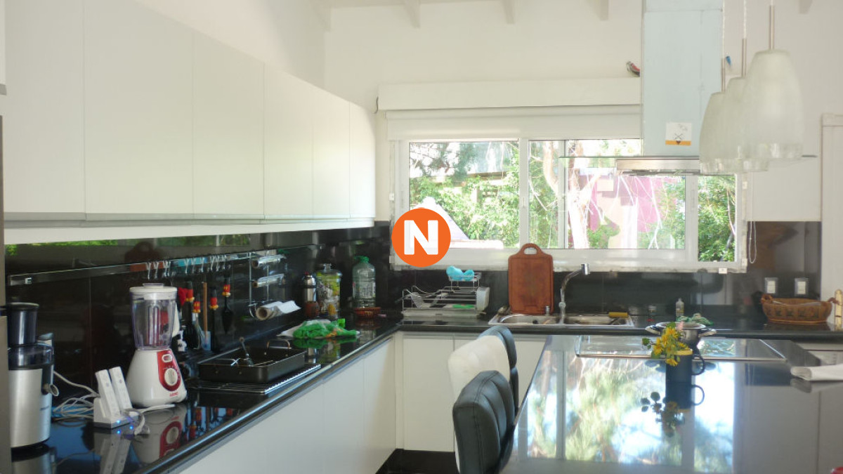 Casa Ref.208393 - Casa en Alquiler, , Punta del Este, 3 Dormitorios.