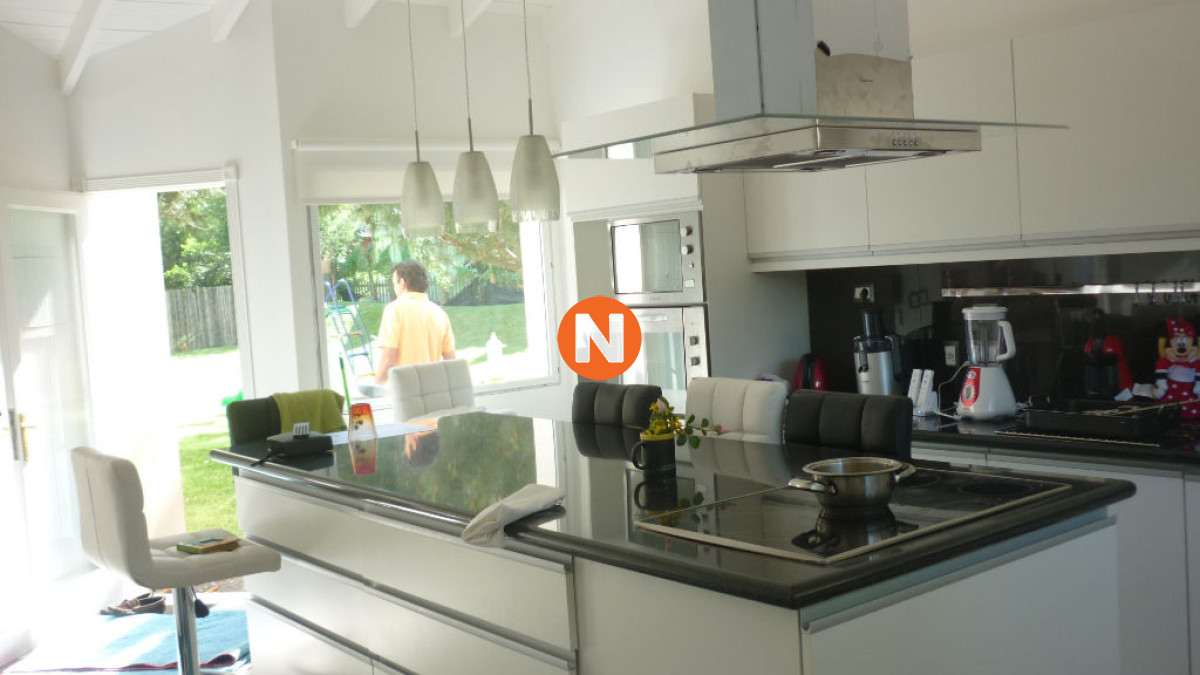 Casa Ref.208393 - Casa en Alquiler, , Punta del Este, 3 Dormitorios.