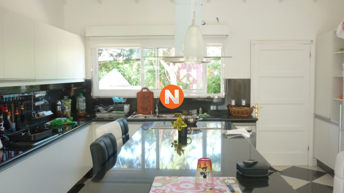 Casa Ref.208393 - Casa en Alquiler, , Punta del Este, 3 Dormitorios.