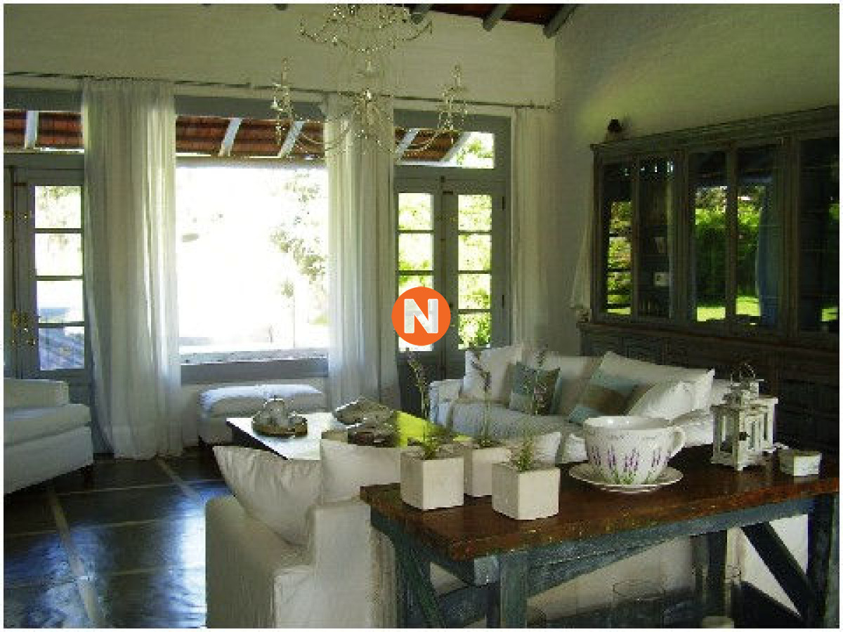 Casa Ref.208839 - Casa en Venta -  Montoya 