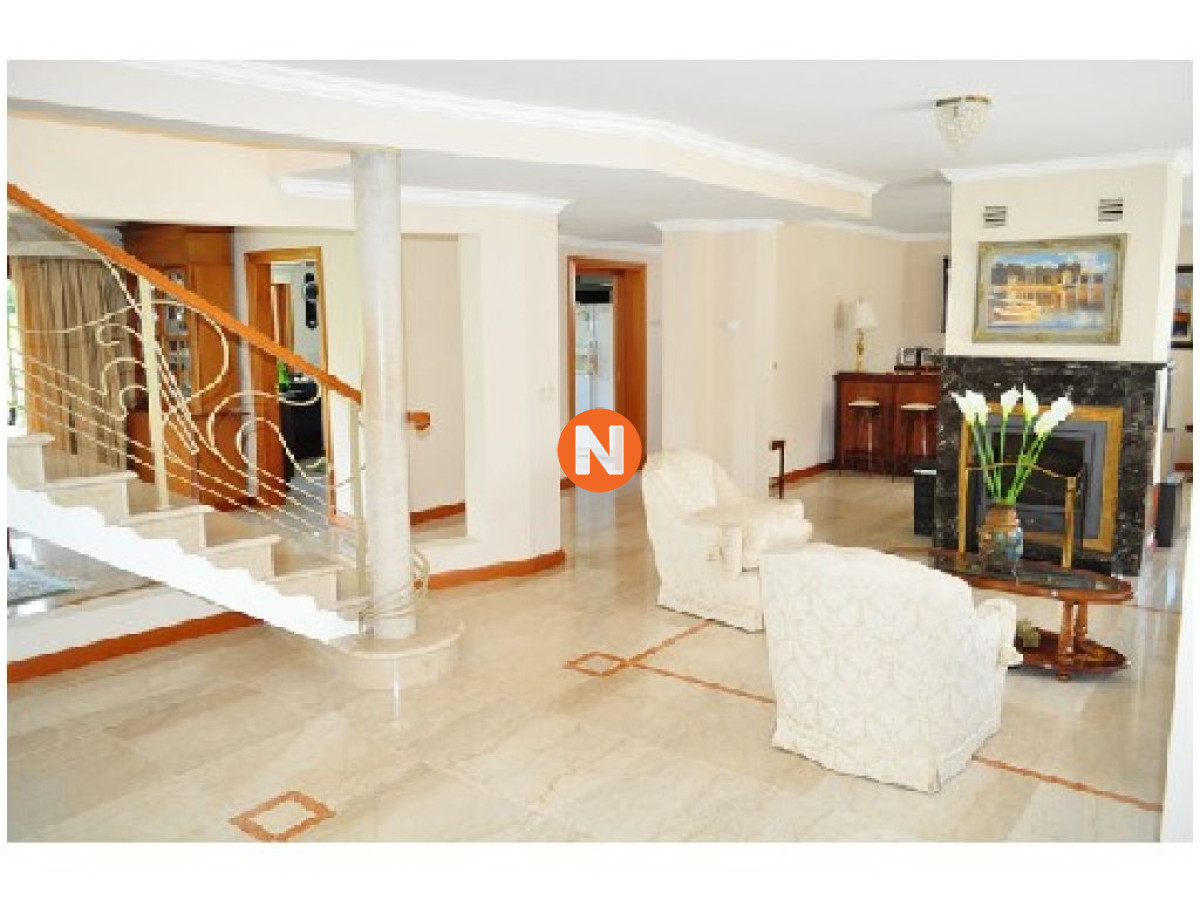 Casa Ref.209176 - Casa en Venta, Mansa, Punta del Este, 5 Dormitorios.