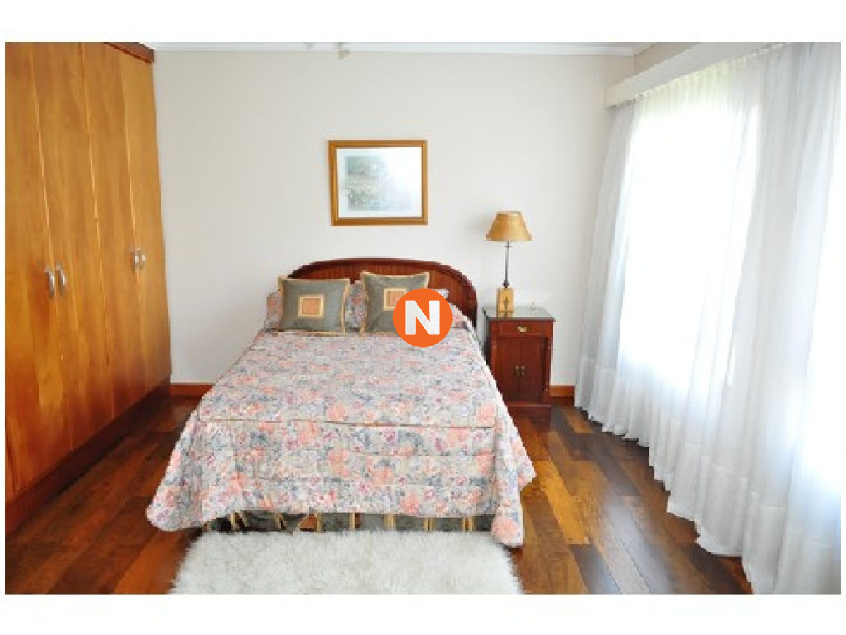Casa Ref.209176 - Casa en Venta, Mansa, Punta del Este, 5 Dormitorios.