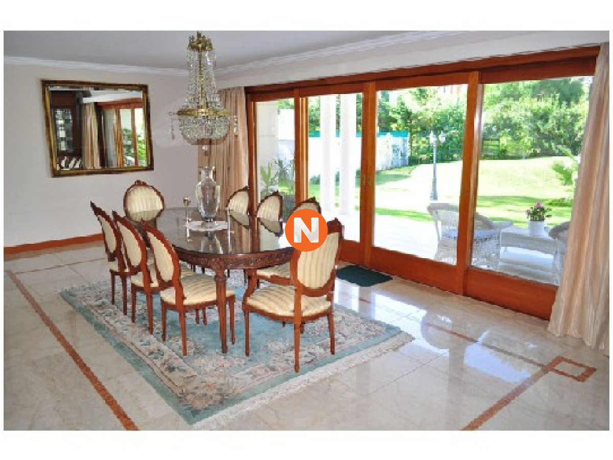 Casa Ref.209176 - Casa en Venta, Mansa, Punta del Este, 5 Dormitorios.