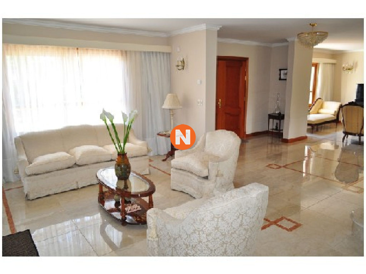 Casa Ref.209176 - Casa en Venta, Mansa, Punta del Este, 5 Dormitorios.