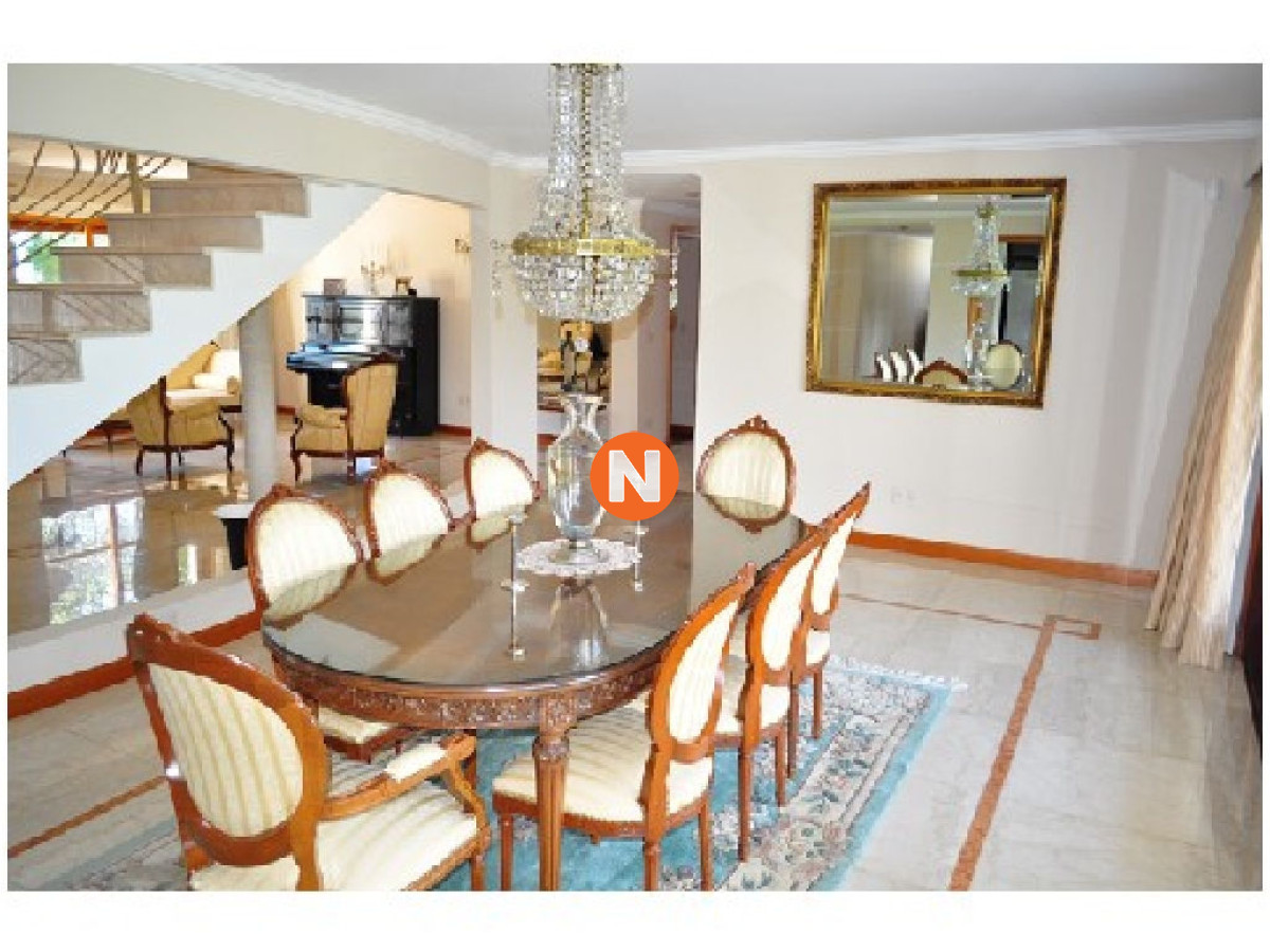 Casa Ref.209176 - Casa en Venta, Mansa, Punta del Este, 5 Dormitorios.