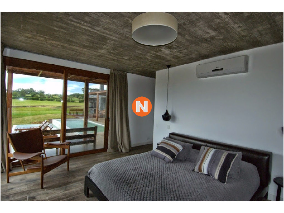 Casa Ref.209458 - Casa en Venta y Alquiler, Laguna Estate, Manantiales, 4 Dormitorios.