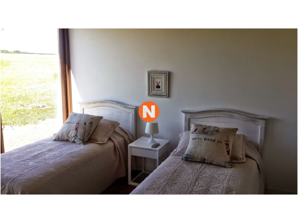 Casa Ref.209458 - Casa en Venta y Alquiler, Laguna Estate, Manantiales, 4 Dormitorios.