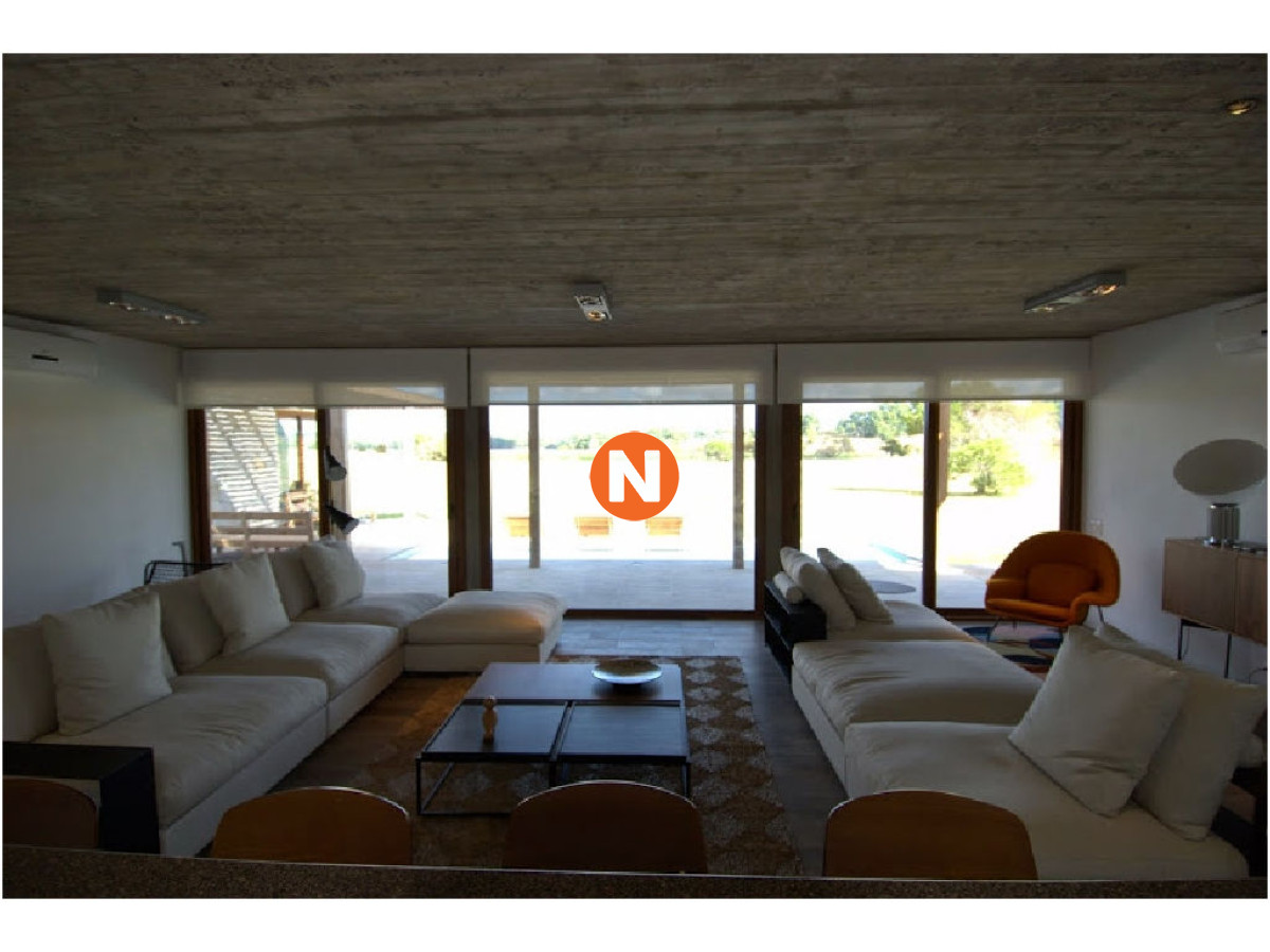 Casa Ref.209458 - Casa en Venta y Alquiler, Laguna Estate, Manantiales, 4 Dormitorios.