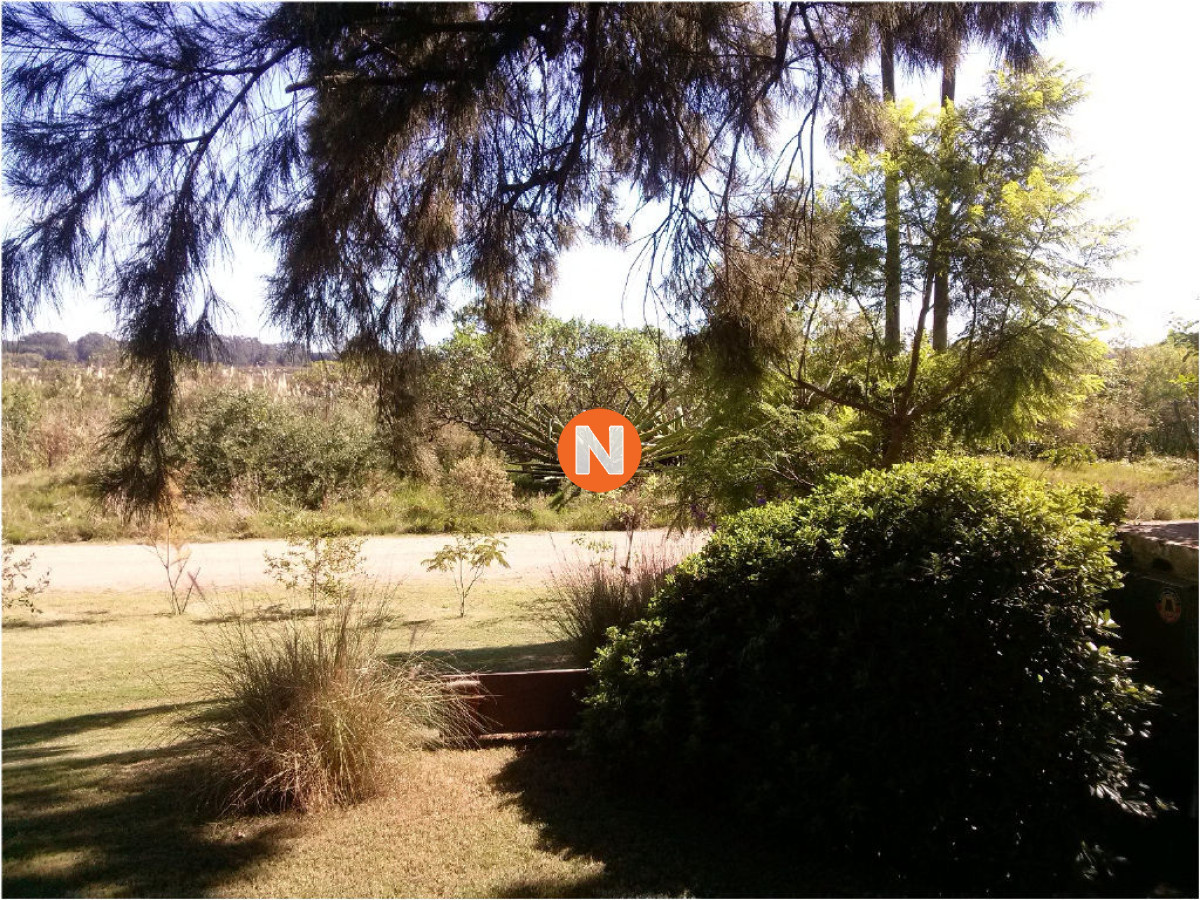 Casa Ref.209939 - Casa en Venta, Pinares, Punta del Este, 2 Dormitorios.