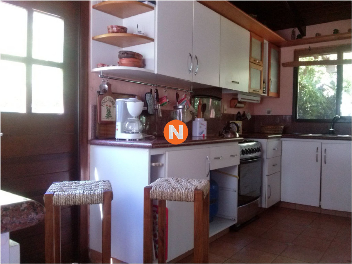 Casa Ref.209939 - Casa en Venta, Pinares, Punta del Este, 2 Dormitorios.