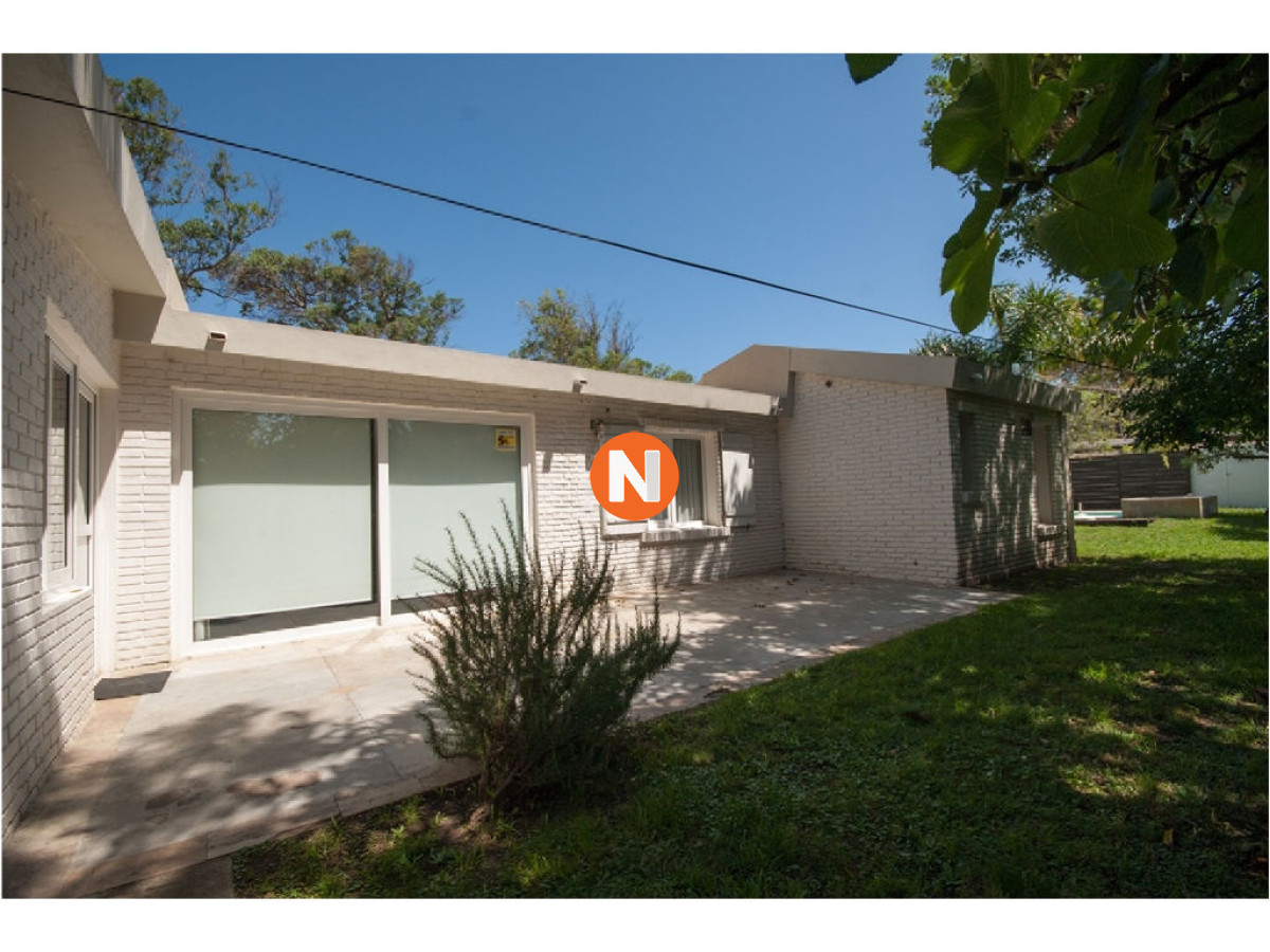 Casa Ref.209956 - Casa en Venta, Mansa, Punta del Este, 4 Dormitorios.