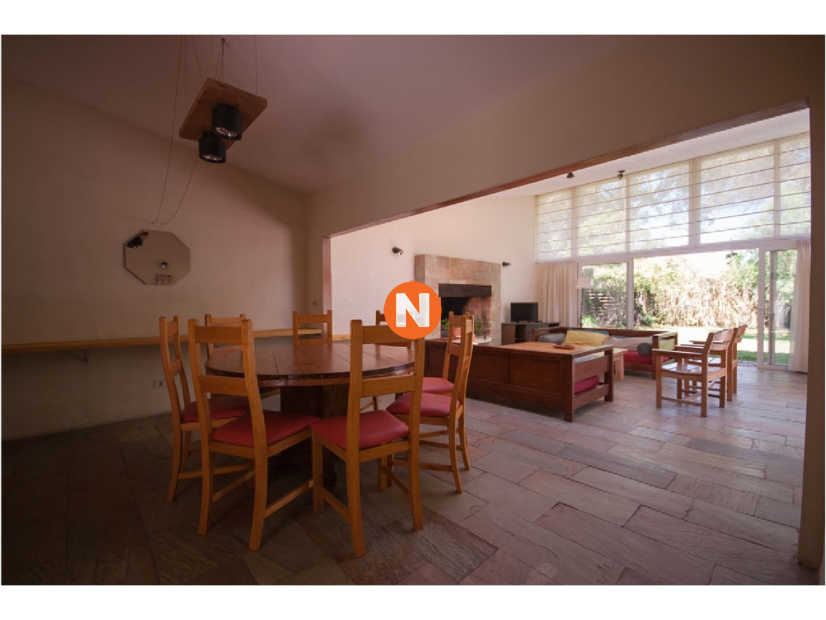 Casa Ref.209956 - Casa en Venta, Mansa, Punta del Este, 4 Dormitorios.