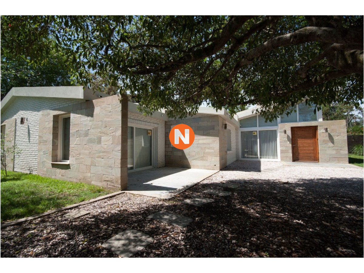 Casa Ref.209956 - Casa en Venta, Mansa, Punta del Este, 4 Dormitorios.