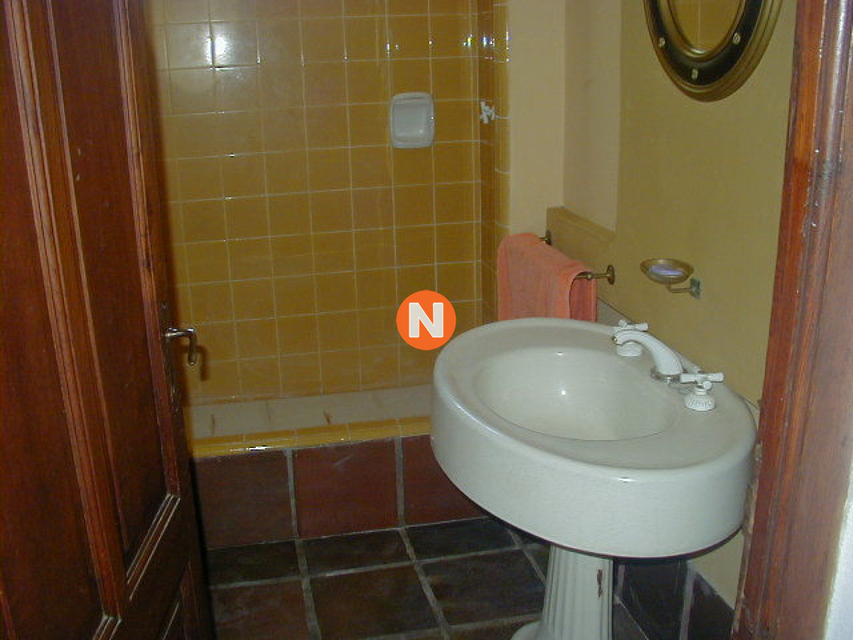Casa Ref.206092 - Casa en Venta y Alquiler, Pinares, Punta del Este, 4 Dormitorios.
