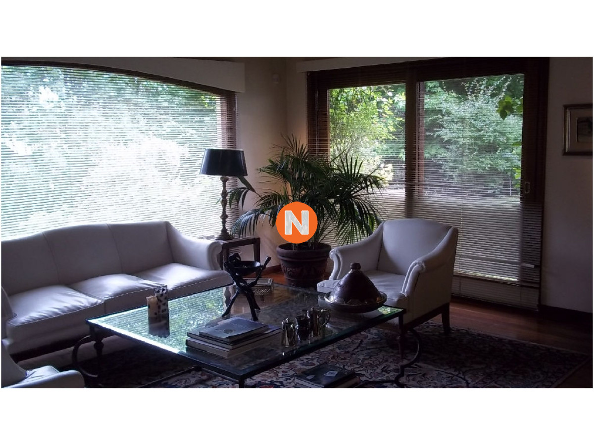 Casa Ref.206093 - Casa en Venta, Pinares, Punta del Este, 5 Dormitorios.