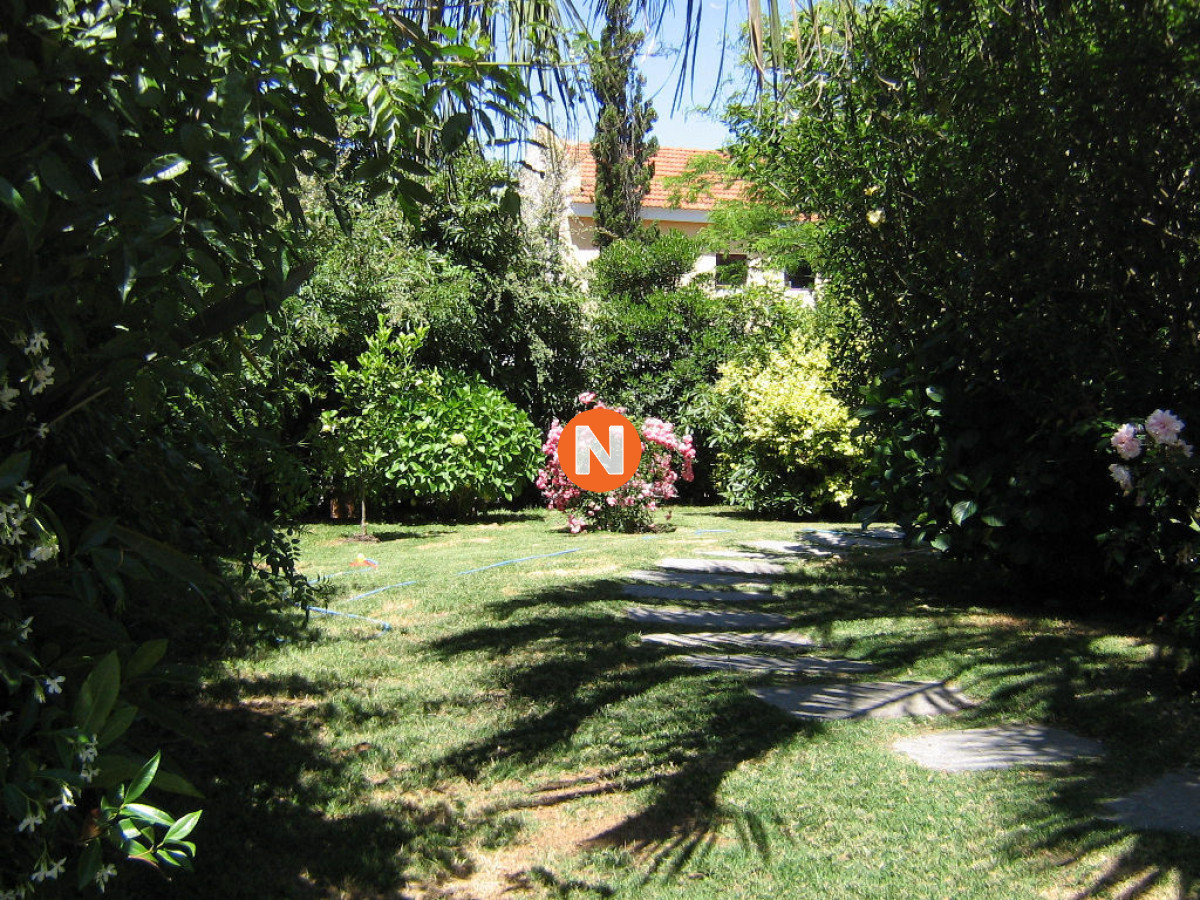 Casa Ref.206402 - Casa en Venta y Alquiler, La Barra, La Barra, 4 Dormitorios.