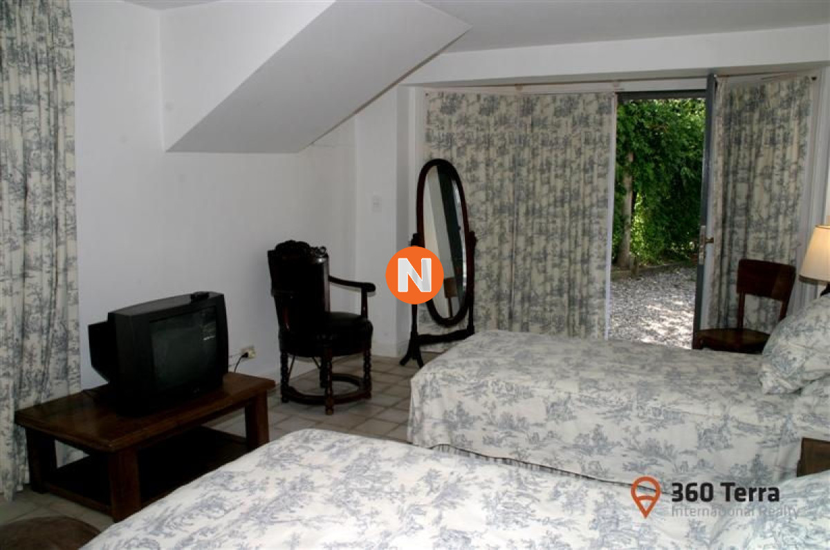 Casa Ref.206402 - Casa en Venta y Alquiler, La Barra, La Barra, 4 Dormitorios.