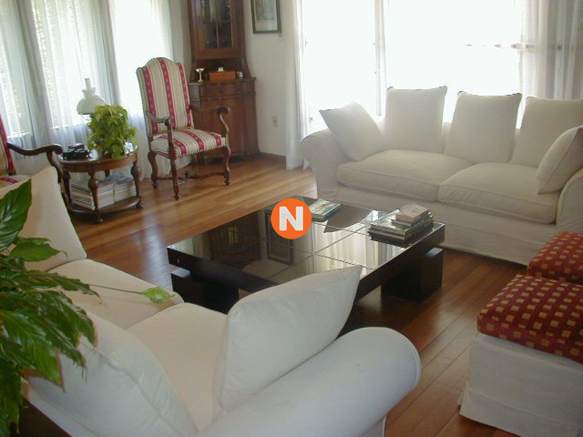 Casa Ref.205000 - Casa en Venta, Mansa, Punta del Este, 4 Dormitorios.