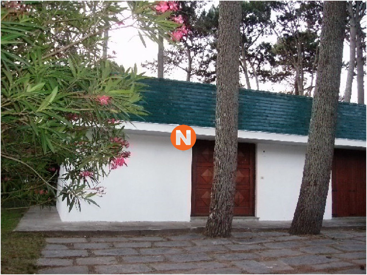 Casa Ref.207017 - Casa en Venta y Alquiler, San Rafael, Punta del Este, 5 Dormitorios.