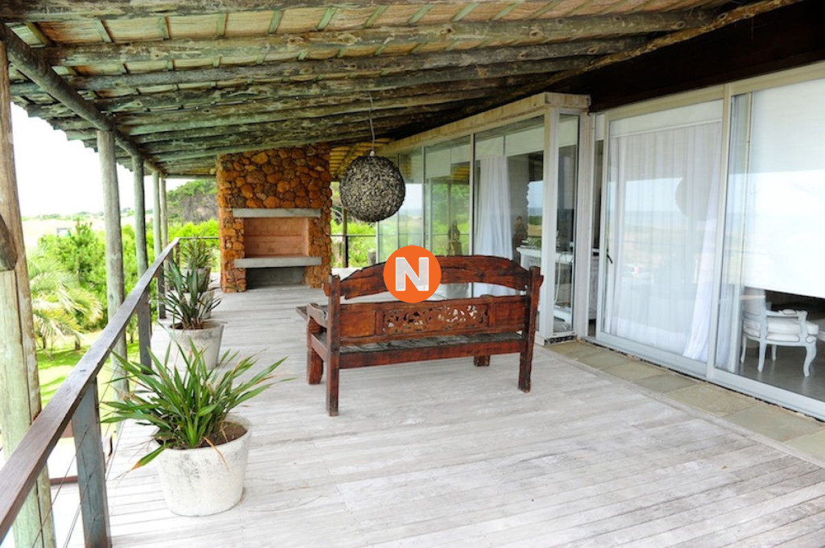 Casa Ref.207141 - EXCLUSIVA casa en José Ignacio,  mansion  frente al mar en venta , 6 Dormitorios.