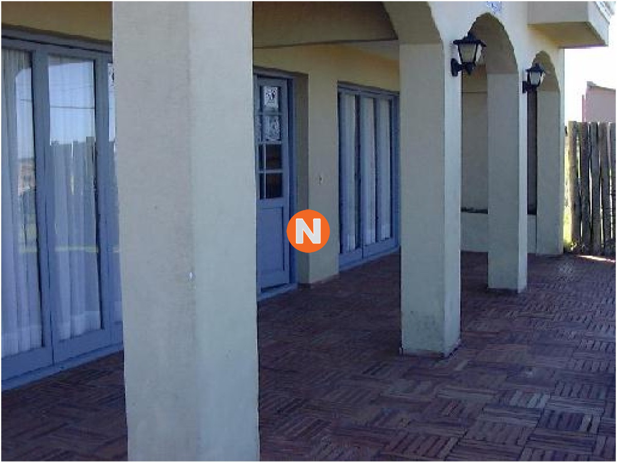 Casa Ref.207151 - Casa en Alquiler, La Barra, 4 Dormitorios.