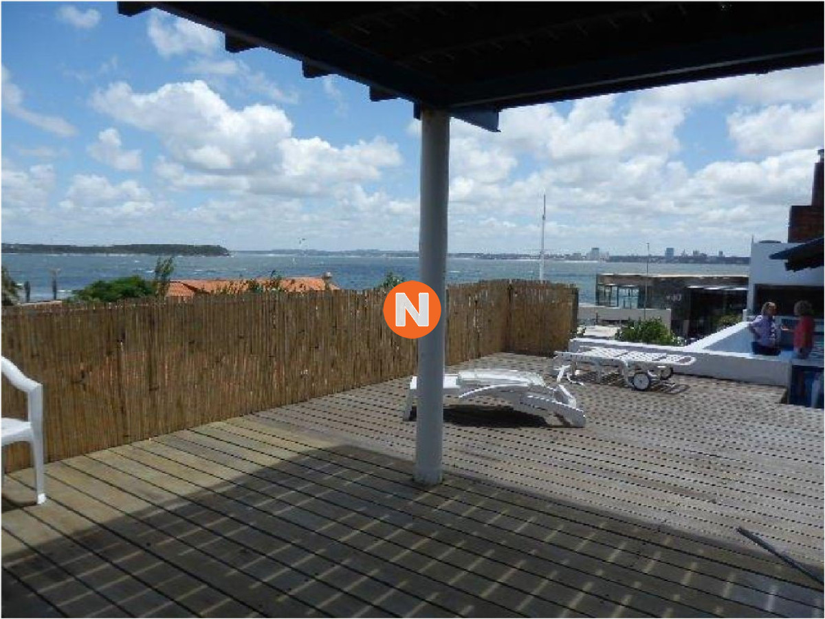 Casa Ref.205022 - Casa en Venta, Peninsula, Punta del Este, 4 Dormitorios.