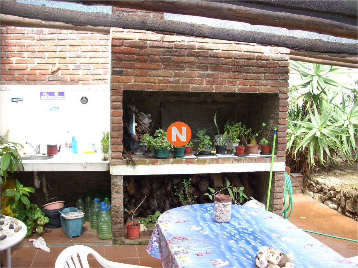 Casa Ref.207284 - VENTA DE CASA DE 2 DORMITORIOS Y SERVICIO EN BALNEARIO BUENOS AIRES 