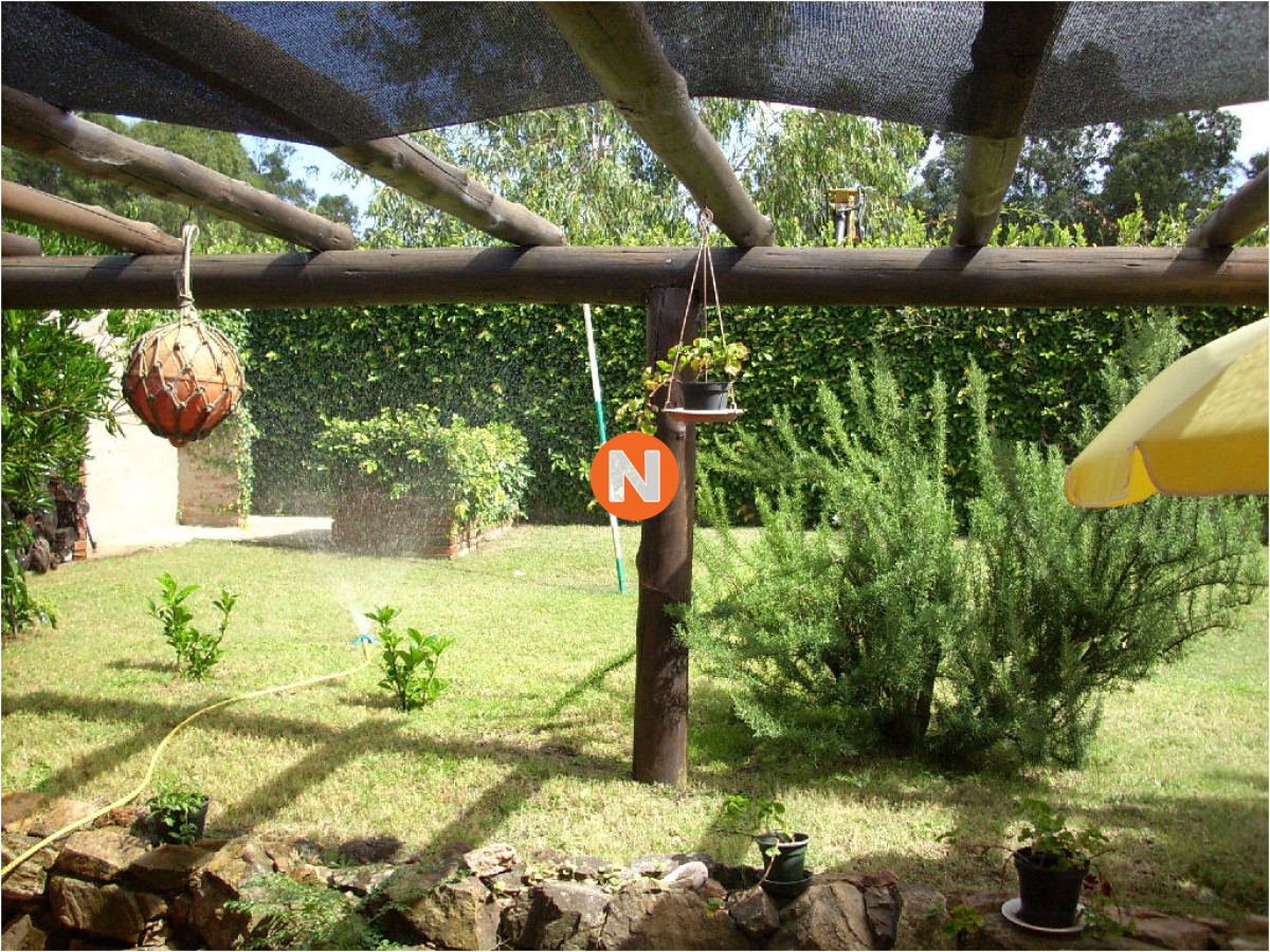 Casa Ref.207284 - VENTA DE CASA DE 2 DORMITORIOS Y SERVICIO EN BALNEARIO BUENOS AIRES 